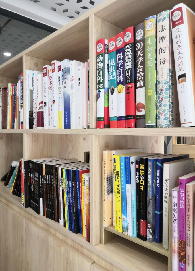 厉害!番禺100万人都在关注这间“共享书吧”(图4) 厉害!番禺100万人都在关注这间“共享书吧”(图4)