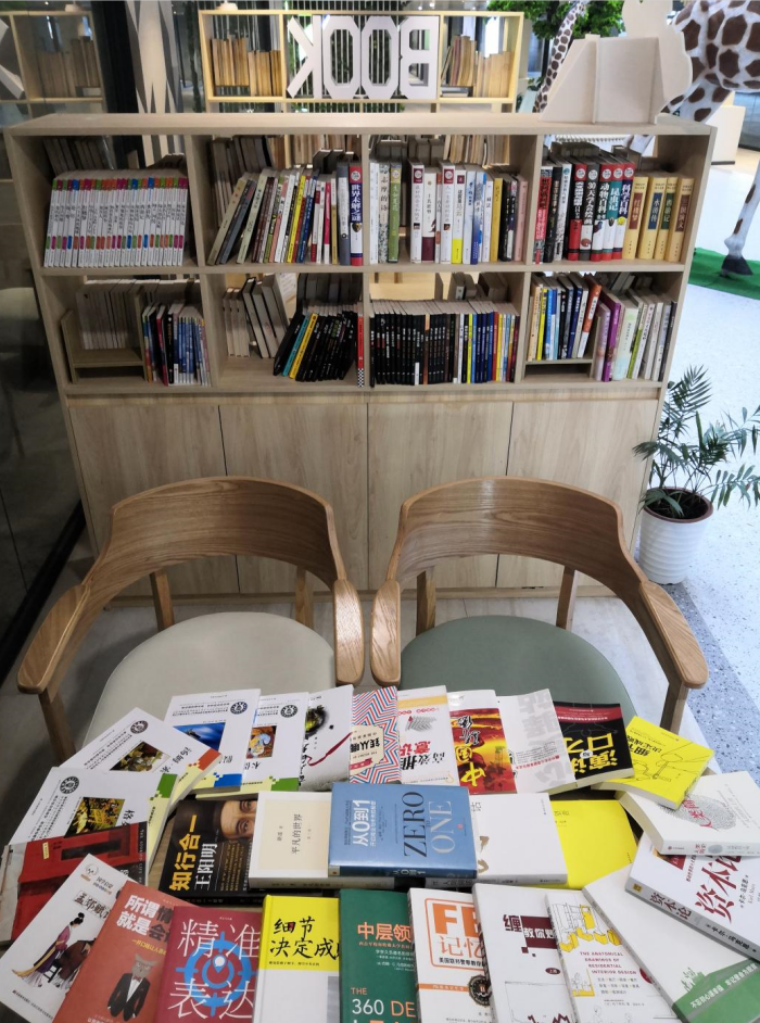 厉害!番禺100万人都在关注这间“共享书吧”(图5) 厉害!番禺100万人都在关注这间“共享书吧”(图5)